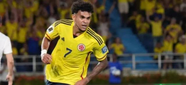 Luis Díaz en el top 10 de jugadores más valiosos de la Copa América / AFP