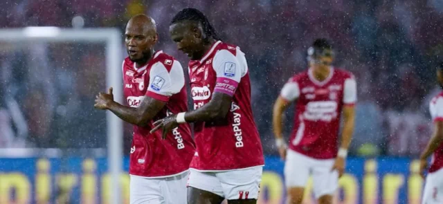 Hugo Rodallega presentó fractura / VizzorImage / Andres Rot