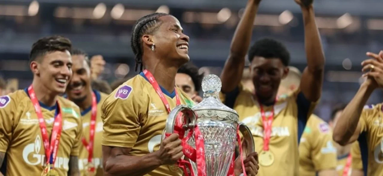 Wilmar Barrios, campeón de la Premier de Rusia con Zenit - Instagram: @wilkpo