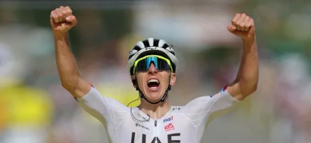 Pogacar ganó la etapa 4 y recuperó el liderato del Tour / AFP