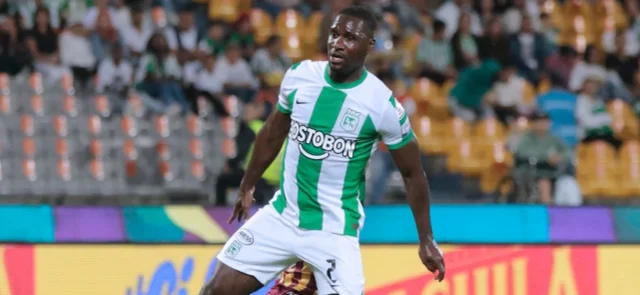 Cristian Zapata - VizzorImage / Donaldo Zuluaga