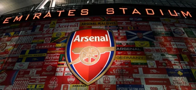 Logo y estadio de Arsenal de Inglaterra - AFP