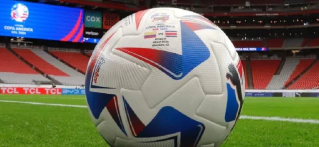 Un nuevo técnico es despedido en la Copa América / AFP