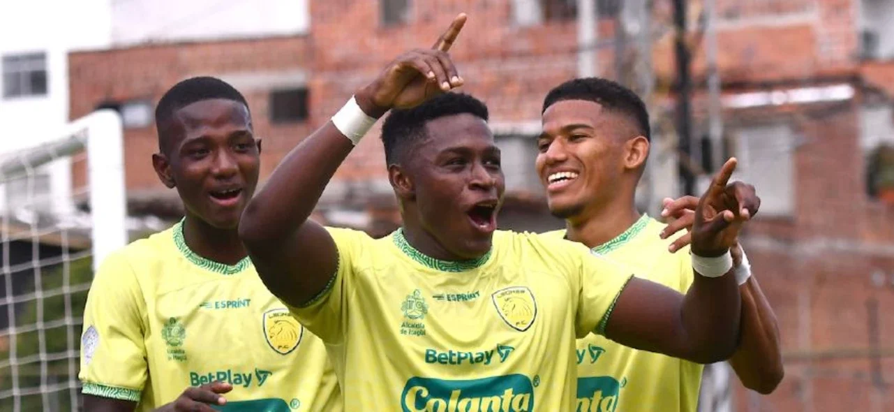 Leones celebró en su casa / VizzorImage / Luis Benavides