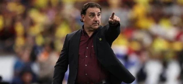 Néstor Lorenzo, DT de Colombia / AFP