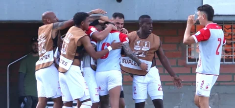 Santa Fe buscará conquistar su décima estrella en el FPC - VizzorImage