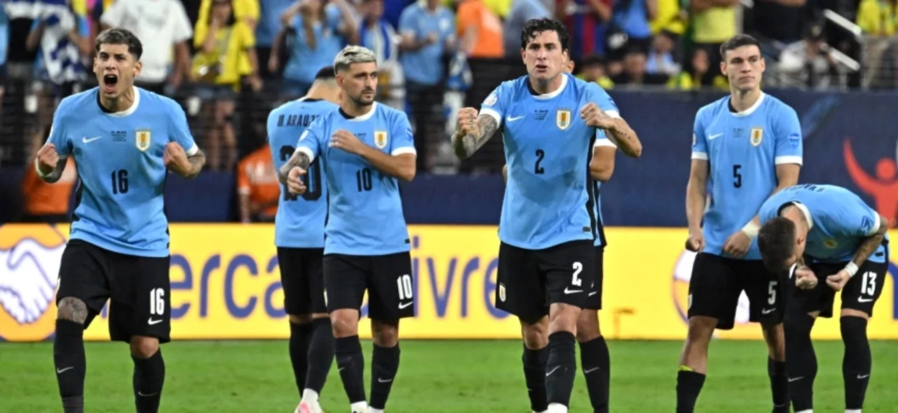 Uruguay enfrentará a Colombia en semifinales de la Copa América / AFP Uruguay sufre dos bajas sensibles para enfrentar a Colombia / AFP