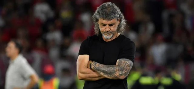 Leonel Álvarez no atraviesa su mejor momento en Emelec de Ecuador / VizzorImage / Gabriel Aponte