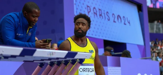 Mauricio Ortega no avanzó de ronda en París 2024 / COC