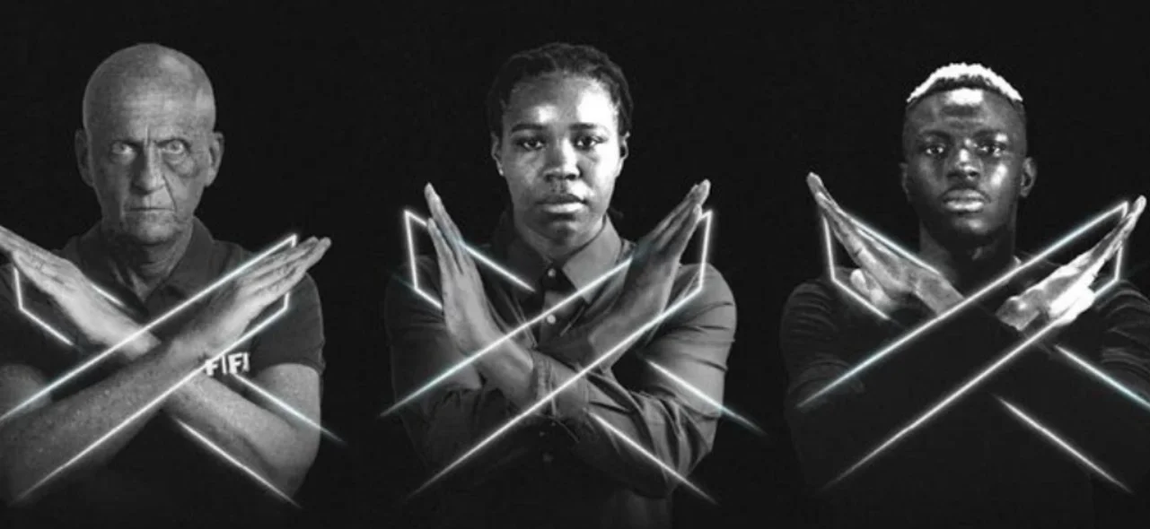 FIFA autoriza el uso del gesto en contra del racismo. / FIFA.