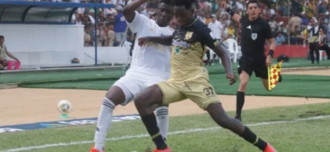 Águilas Doradas se reencontró con el triunfo | VizzorImage / Santiago Pérez