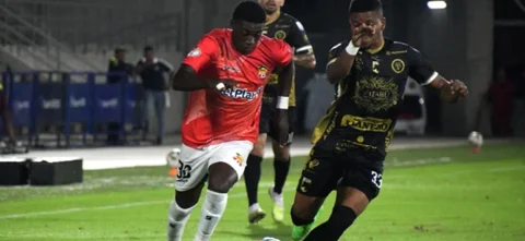 Barranquilla 3 - 2 Llaneros - VizzorImage / Jairo Cassiani