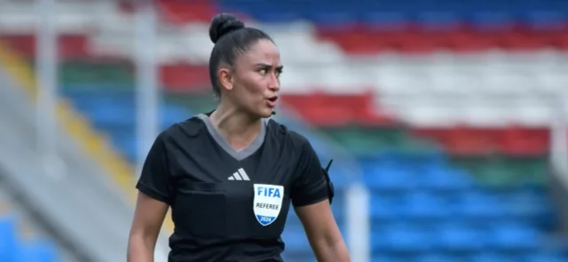 Danna Victorino - Árbitra para la final Santa Fe vs. Cali - VizzorImage