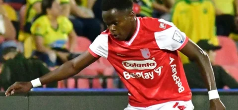 Jhojan Torres - Volante de Santa Fe - VizzorImage