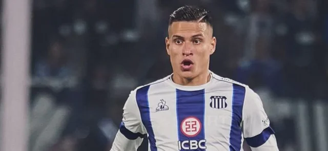 Juan Camilo Portilla en Talleres de Córdoba - Instagram: @laporti10