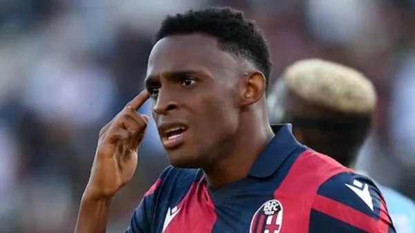 Jhon Lucumí recibió fuerte regaño de un compañero