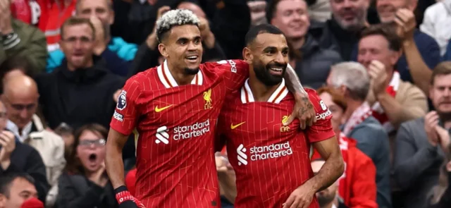 Luis Díaz y Mohammed Salah en Liverpool - AFP