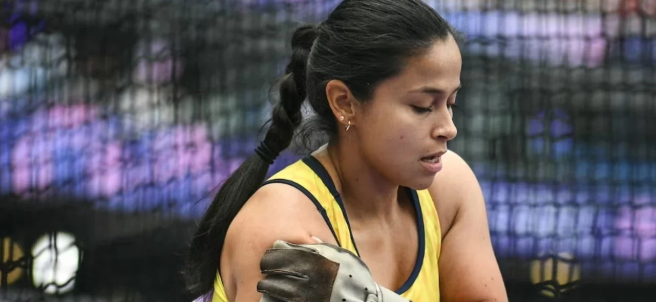 Mayra Gaviria en el lanzamiento de martillo en los Juegos Olímpicos de París 2024 / AFP