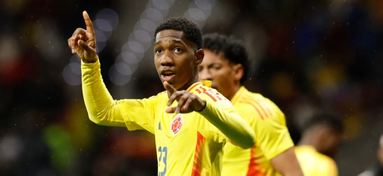 Yaser Asprilla con selección Colombia - AFP