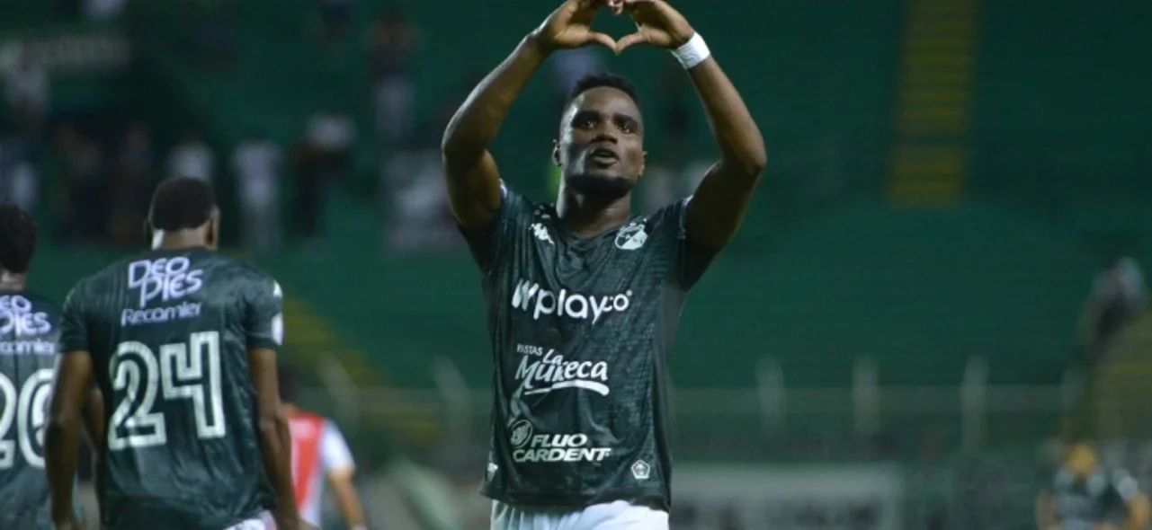 Triunfo y Clasificación para Deportivo Cali - VizzorImage / Gabriel Aponte