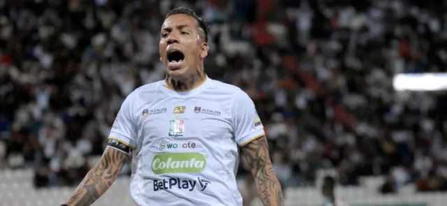 El máximo goleador del FPC lució nuevos colores / VizzorImage / John Jairo Bonilla