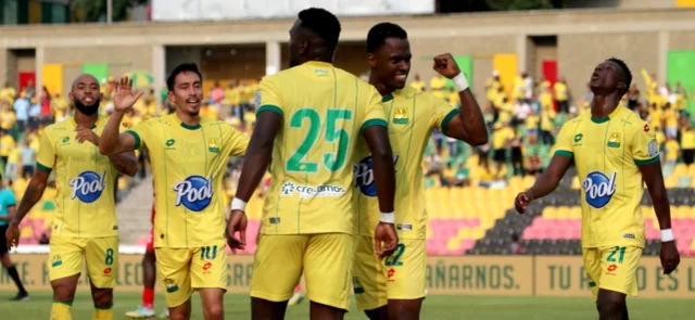 Bucaramanga ganó su último juego de la Liga BetPlay ante Nacional / VizzorImage / Jaime Moreno