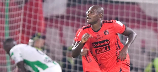 Víctor Ibarbo estaría cerca de un nuevo club colombiano /VizzorImage / Gabriel Aponte