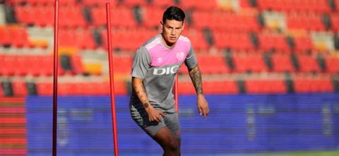 James Rodríguez entrenó con normalidad en Rayo Vallecano. / AFP.