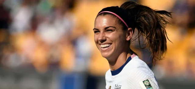 Alex Morgan anunció su retiro del fútbol / AFP