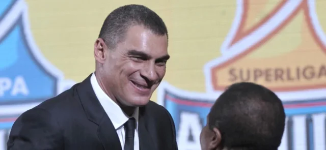 Faryd Mondragón, exportero de selección Colombia - VizzorImage