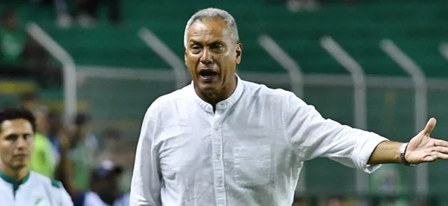 Hernán Torres, entrenador de Deportivo Cali - VizzorImage