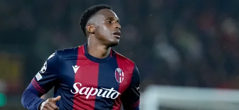 Jhon Lucumí, defensor de Bologna de Italia - AFP