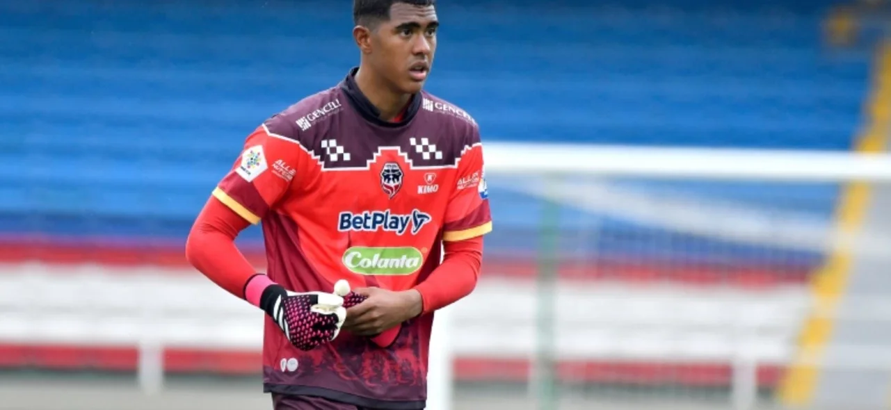 Juan Castillo visitó What The Fun! - VizzorImage / Gabriel Aponte