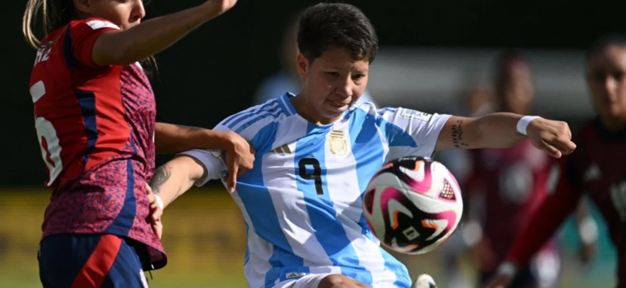 Kishi Nuñez marcó el gol del triunfo de Argentina Femenino - AFP