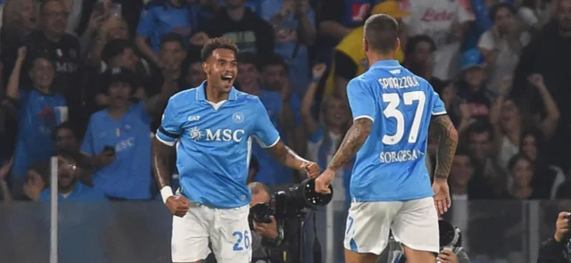 Napoli goleó 5-0 a Palermo por la Ronda 2 de Copa Italia - AFP