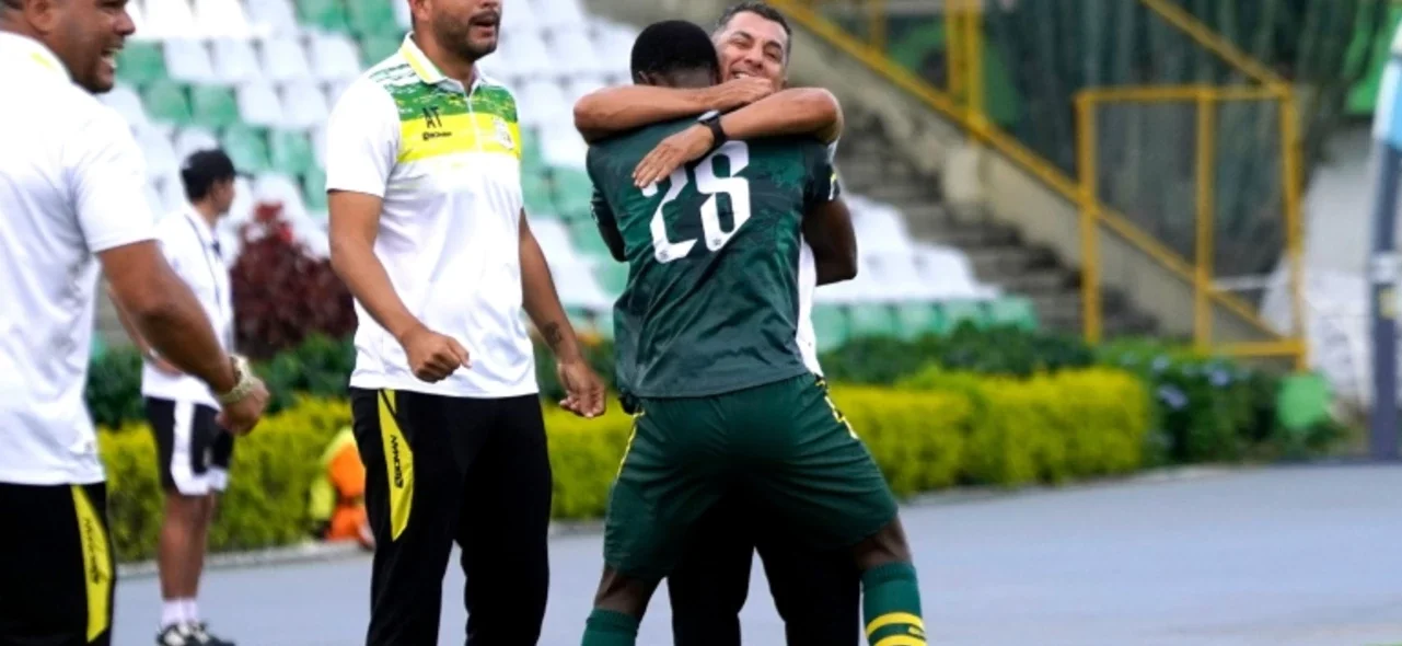 Quindío no ganaba desde la fecha 6 - VizzorImage / Julián Moya