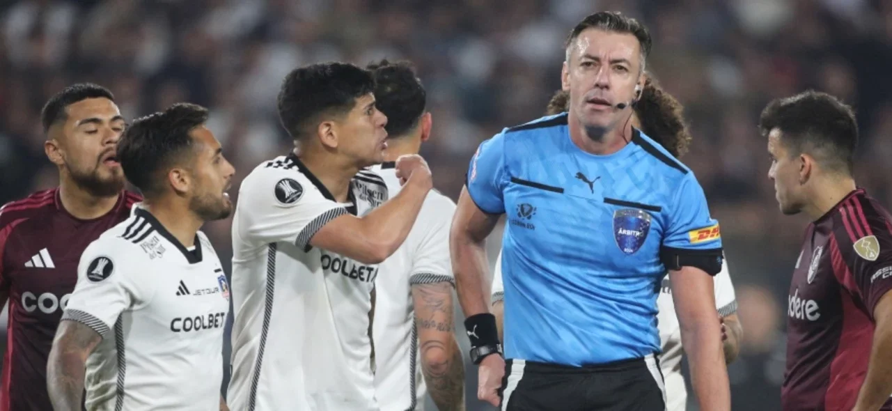 Raphael Claus en el juego Colo-Colo vs. River Plate - AFP