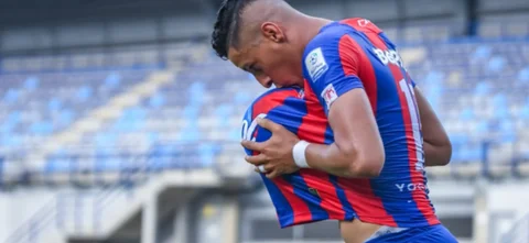 Así celebró su gol Ruyeri Blanco - VizzorImage / Miguel Vermier