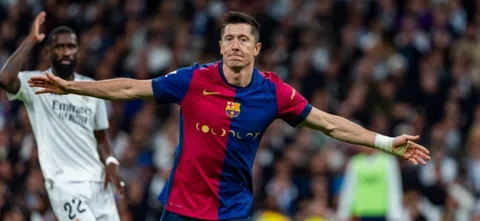 Barcelona goleó fuera de casa a Real Madrid en el clásico de España / AFP