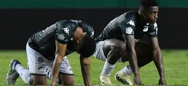 Deportivo Cali sumó su séptima derrota en la Liga BetPlay. / VizzorImage.