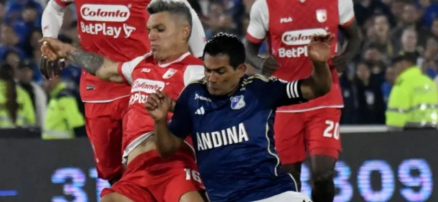 Independiente Santa Fe sorprendió a sus aficionados con el precio de la boletería para el clásico capitalino / VizzorImage / Luis Ramirez