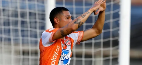 Victoria de Envigado sobre Águilas Doradas - VizzorImage / Jaime Jaramillo