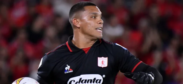 Joel Graterol salió con éxito de su operación / VizzorImage / Gabriel Aponte