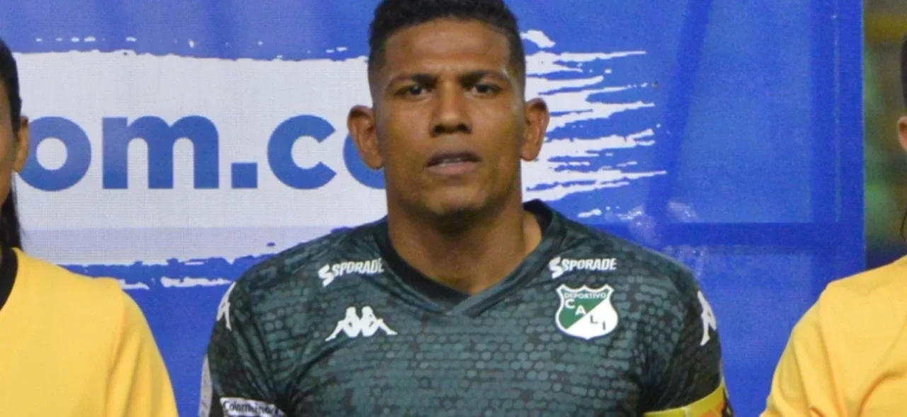Alexander Mejía, mediocampista de Deportivo Cali - VizzorImage