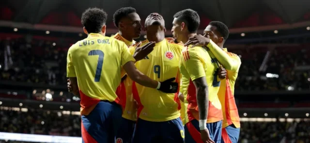 Jugadores de la selección Colombia celebrando una anotación / AFP