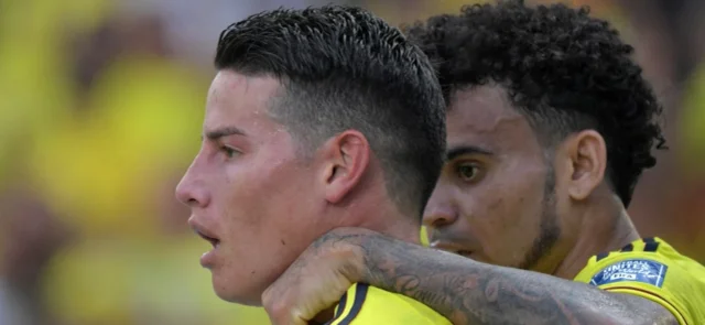 James Rodríguez y Luis Díaz en selección Colombia - AFP
