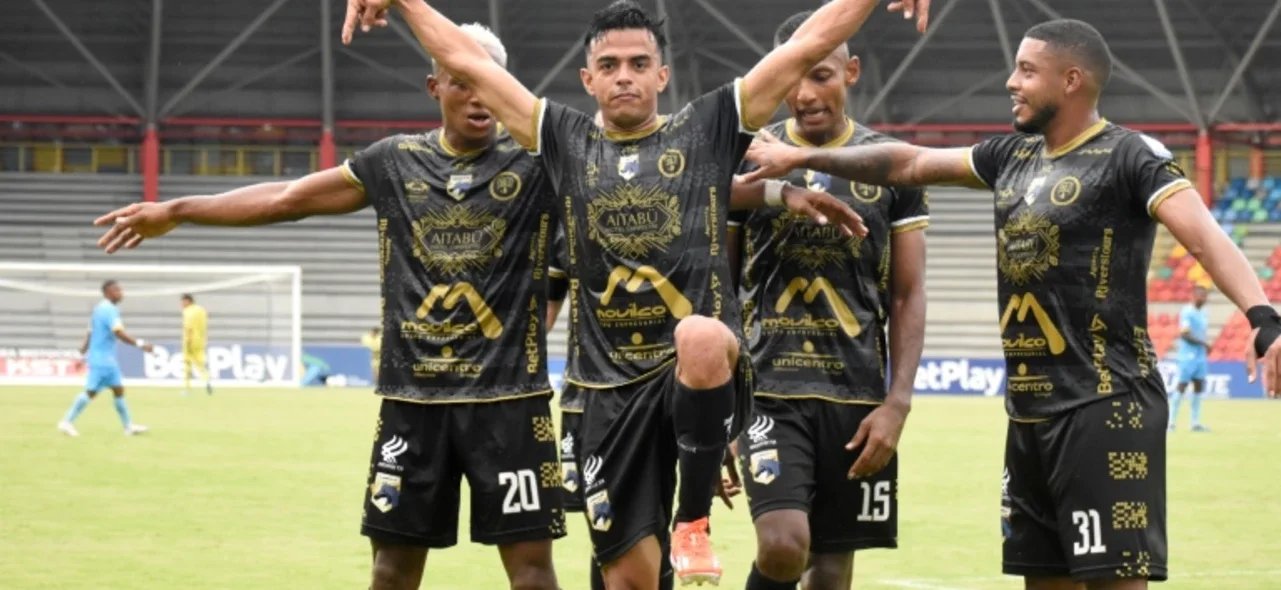 Llaneros volvió a sumar puntos con Real Cundinamarca - VizzorImage / David Murillo