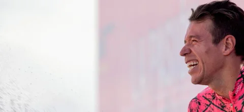 Rigoberto Urán celebrando en la Vuelta a España 2022 / AFP