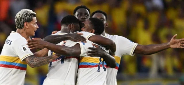 Colombia goleó a Chile por la fecha 10 - AFP