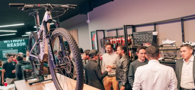 Apertura de nueva tienda Specialized en Bogotá / Foto: SPECIALIZED CO